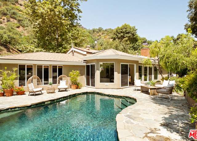 Property at 3588 Mandeville Canyon Rd, Los Angeles, CA 90049, 3 beds, 3 baths