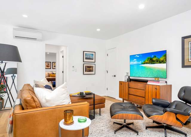 Property at 536 N Orlando Ave #1, West Hollywood, CA 90048, 2 beds, 2 baths