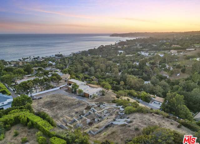 Property at 27061 Sea Vista Dr, Malibu, CA 90265