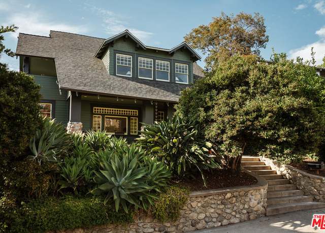 Property at 1046 W Edgeware Rd, Los Angeles, CA 90026, 4 beds, 3.5 baths