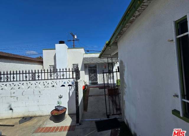 Property at 611 W 109th St, Los Angeles, CA 90044, 2 beds, 1 bath