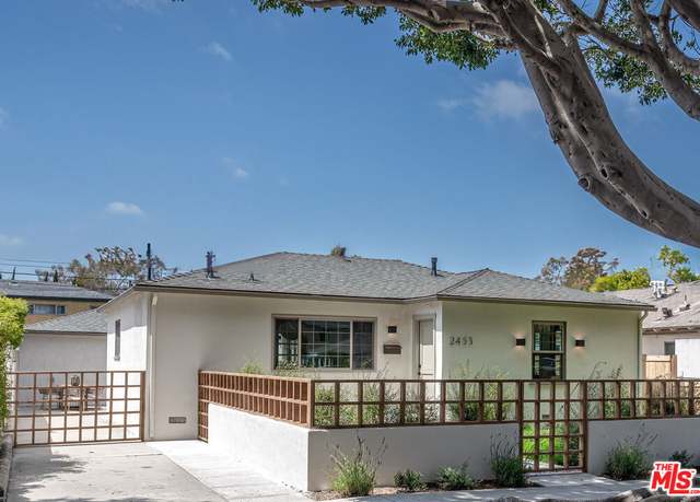 Property at 2453 Oak St, Santa Monica, CA 90405, 3 beds, 2.5 baths