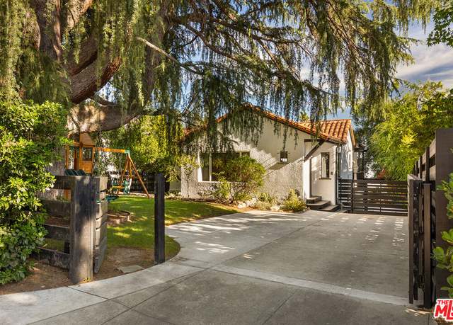 Property at 956 Parkman St, Altadena, CA 91001, 3 beds, 3 baths