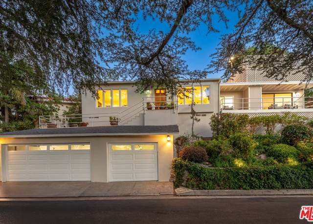 Property at 14650 Lacota Pl, Sherman Oaks, CA 91403, 3 beds, 2 baths