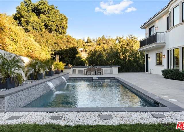 Property at 4351 Vanalden Ave, Tarzana, CA 91356, 5 beds, 7 baths