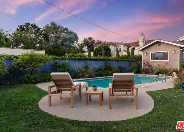 Property at 321 N Van Ness Ave, Los Angeles, CA 90004, 3 beds, 3 baths
