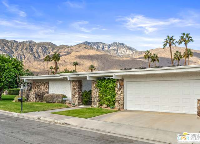 Property at 2211 S La Paz Way, Palm Springs, CA 92264, 3 beds, 2.5 baths
