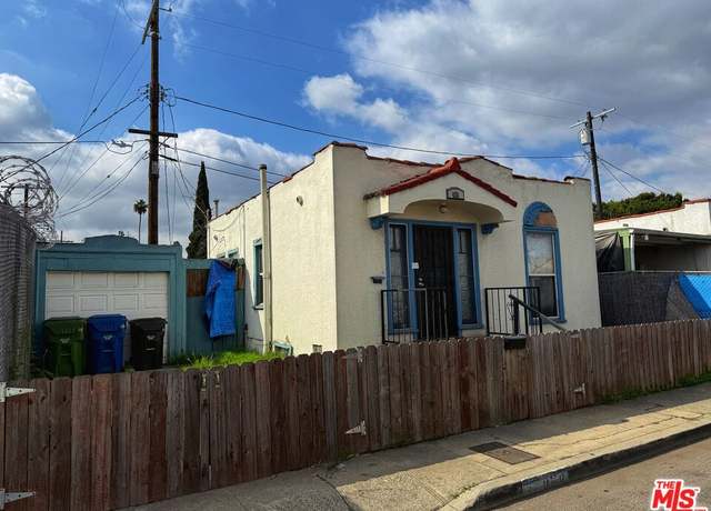 Property at 426 W 63rd Pl, Los Angeles, CA 90003, 2 beds, 1 bath