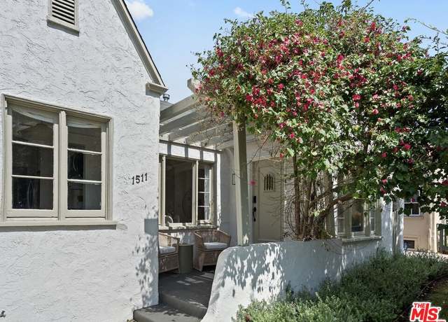 Property at 1511 Carmona Ave, Los Angeles, CA 90019, 3 beds, 3 baths