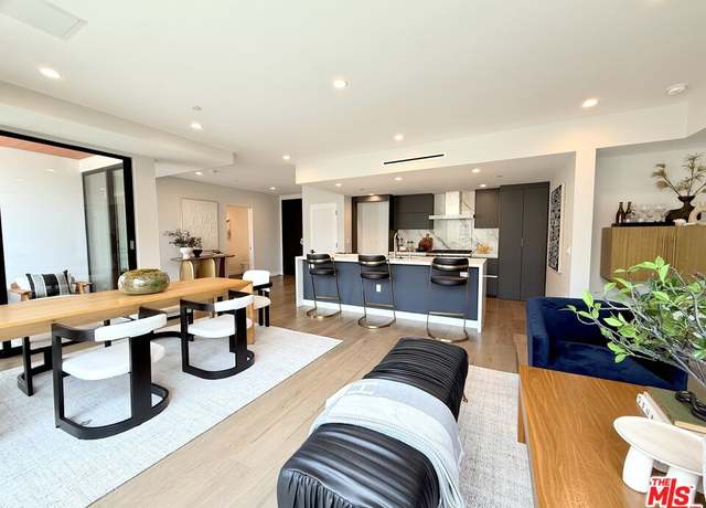 Property at 1017 N Croft Ave #303, Los Angeles, CA 90069, 2 beds, 2.5 baths