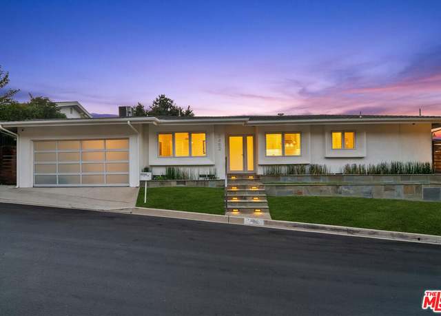 Property at 3482 Vista Haven Rd, Sherman Oaks, CA 91403, 3 beds, 2 baths