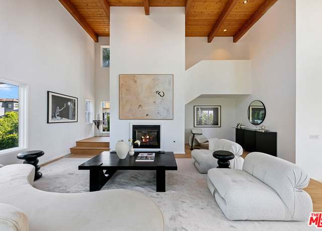 Property at 6969 Woodrow Wilson Dr, Los Angeles, CA 90068, 3 beds, 3 baths