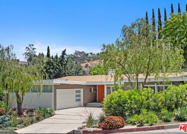 Property at 11575 Dona Dorotea Dr, Studio City, CA 91604, 4 beds, 3 baths