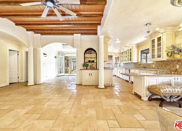 Property at 424 N Arden Blvd, Los Angeles, CA 90004, 4 beds, 3 baths