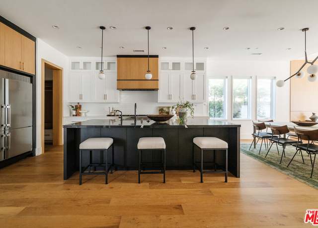 Property at 5328 Allott Ave, Sherman Oaks, CA 91401, 4 beds, 5 baths