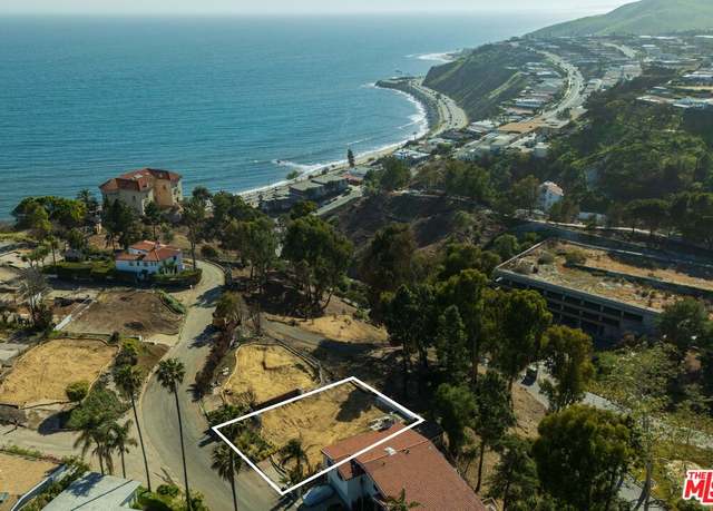 Property at 17941 Tramonto Dr, Pacific Palisades, CA 90272