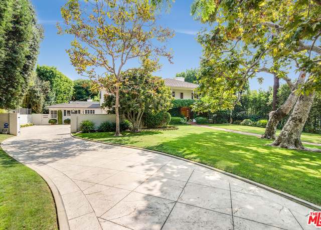 Property at 718 N Palm Dr, Beverly Hills, CA 90210, 5 beds, 6 baths