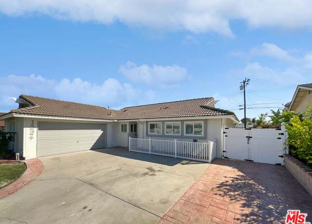Property at 1224 Evergreen Ave, Fullerton, CA 92835, 3 beds, 2 baths