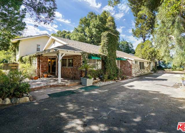 Property at 5509 Oakdale Ave, Woodland Hills, CA 91364, 5 beds, 5 baths