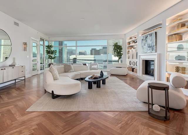 Property at 1 W Century Dr Unit 17C, Los Angeles, CA 90067, 3 beds, 3.5 baths