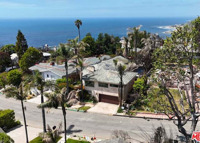 Property at 227 Quadro Vecchio Dr, Pacific Palisades, CA 90272, 4 beds, 3 baths