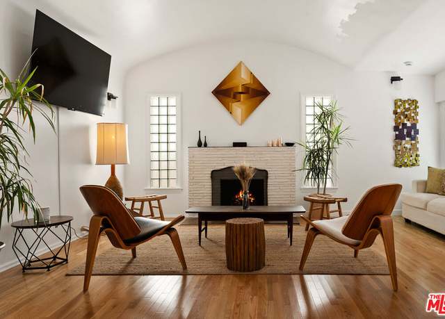 Property at 7459 Rosewood Ave, Los Angeles, CA 90036, 2 beds, 2.5 baths