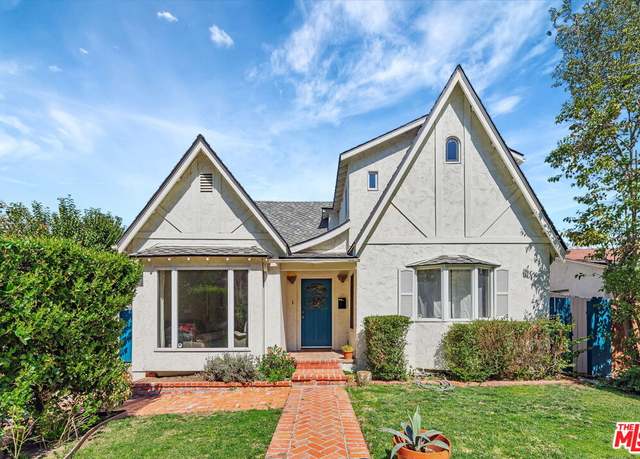 Property at 12333 Hillslope St, Studio City, CA 91604, 3 beds, 3 baths
