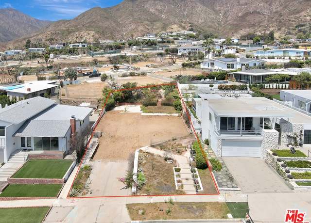 Property at 18151 Kingsport Dr, Malibu, CA 90265
