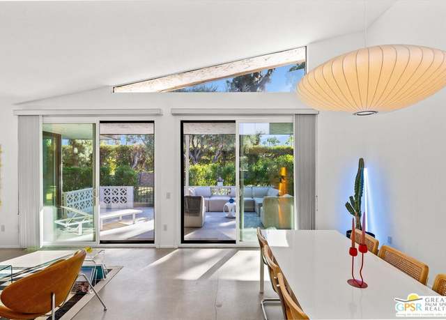 Property at 2387 Casitas Way, Palm Springs, CA 92264, 2 beds, 2 baths