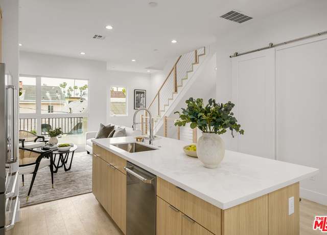 Property at 1248 Lodi Pl, Los Angeles, CA 90038, 3 beds, 3.5 baths