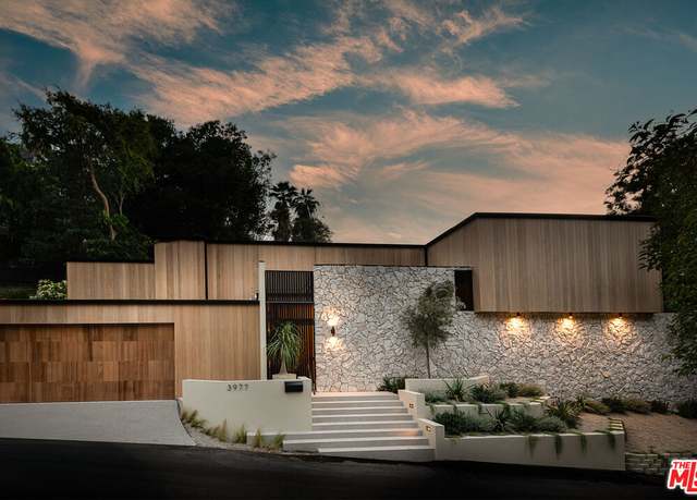 Property at 3977 Oeste Ave, Studio City, CA 91604, 3 beds, 2.5 baths
