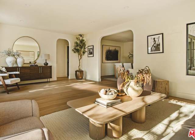 Property at 414 N Beachwood Dr, Los Angeles, CA 90004, 4 beds, 3 baths