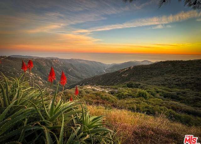 Property at 23633 Dresser Rd, Malibu, CA 90265