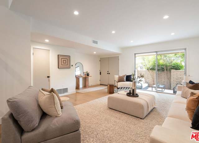 Property at 13245 Fiji Way Unit H, Marina Del Rey, CA 90292, 3 beds, 2.5 baths