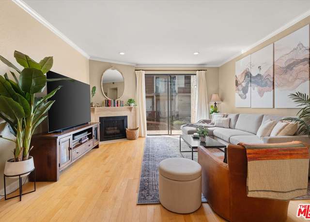 Property at 801 S Plymouth Blvd #204, Los Angeles, CA 90005, 2 beds, 2 baths