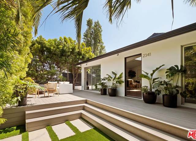 Property at 2341 Clement Ave, Venice, CA 90291, 4 beds, 3 baths