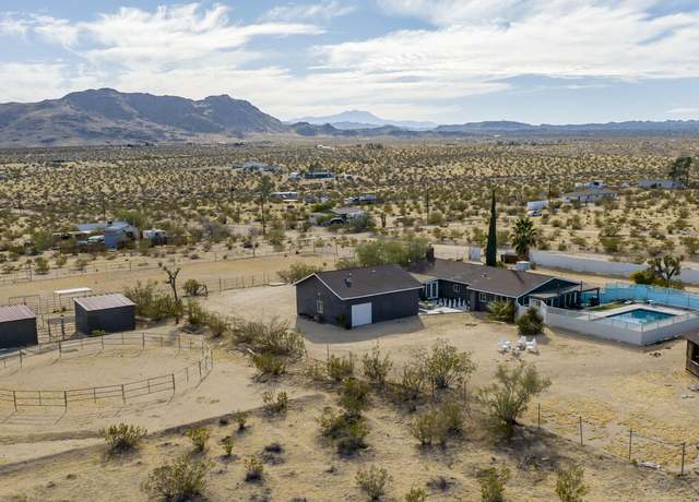 Property at 2651 Foxy Flats Rd, Joshua Tree, CA 92252, 3 beds, 2 baths
