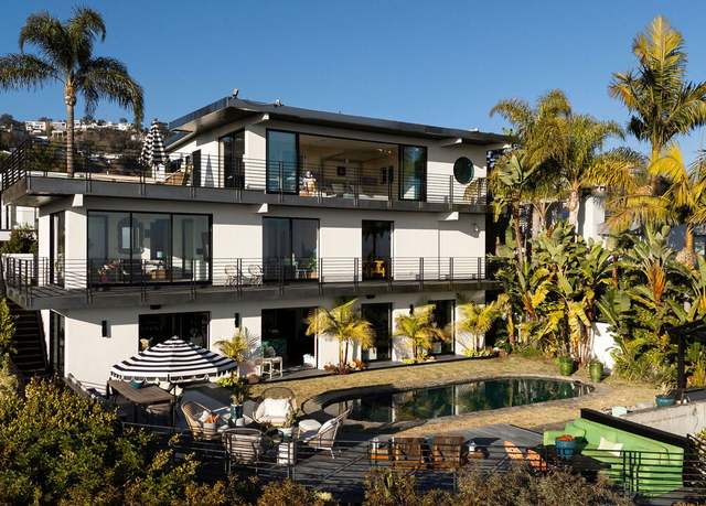Property at 1501 Viewsite Ter, Los Angeles, CA 90069, 4 beds, 4.5 baths