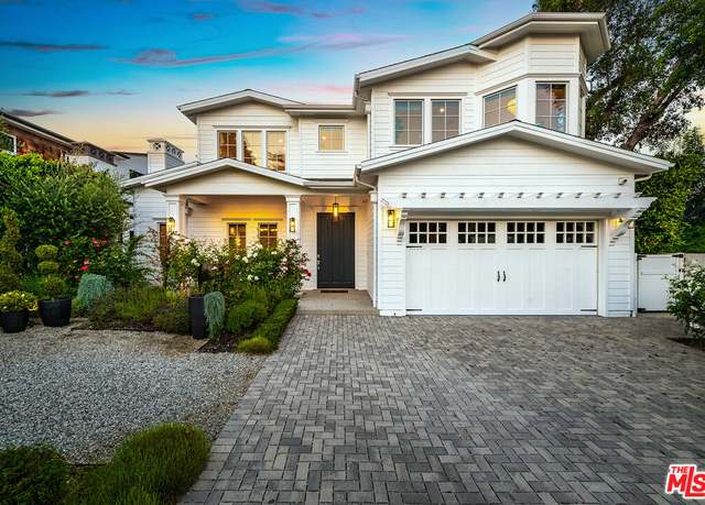Property at 4402 Ledge Ave, Toluca Lake, CA 91602, 5 beds, 5.5 baths