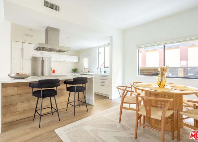 Property at 1823 N Fuller Ave #5, Los Angeles, CA 90046, 2 beds, 3 baths
