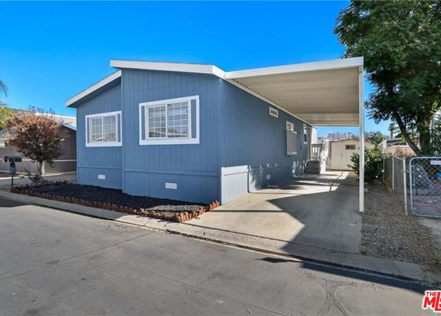 Property at 1150 N Kirby St #59, Hemet, CA 92545, 3 beds, 2 baths