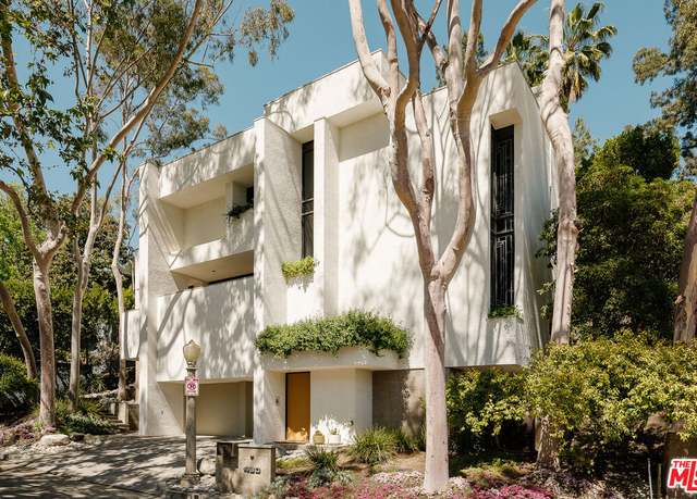 Property at 480 Glen Holly Dr, Pasadena, CA 91105, 2 beds, 3 baths