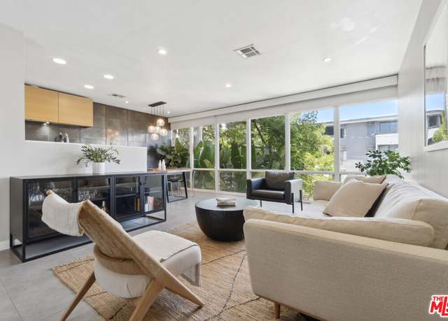 Property at 1145 Larrabee St #19, West Hollywood, CA 90069, 2 beds, 1 bath
