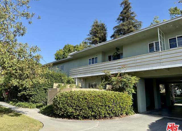 Property at 5443 1/2 Village Grn, Los Angeles, CA 90016, 2 beds, 2 baths