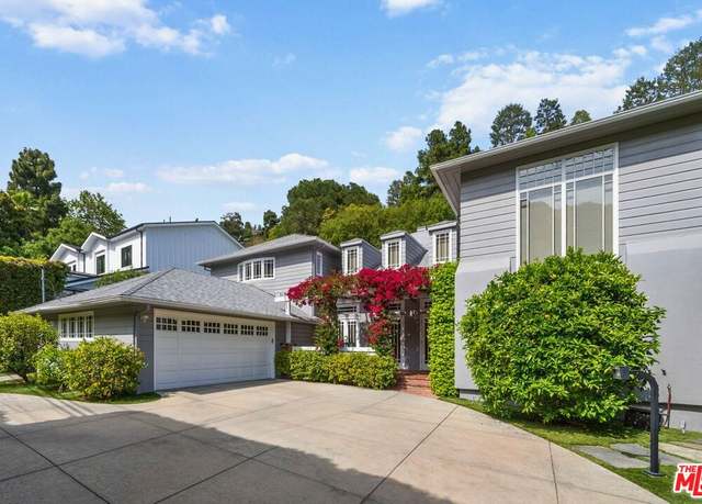 Property at 1224 N Bundy Dr, Los Angeles, CA 90049, 5 beds, 5 baths