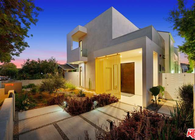 Property at 918 22nd St, Santa Monica, CA 90403, 7 beds, 8.5 baths