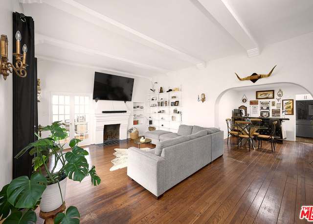 Property at 1908 W 79th St, Los Angeles, CA 90047, 3 beds, 1.5 baths