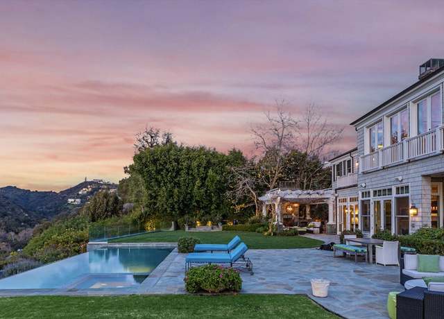 Property at 1149 Amalfi Dr, Pacific Palisades, CA 90272, 6 beds, 7.5 baths