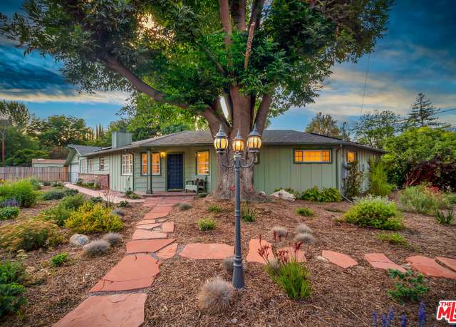 Property at 6001 Oakdale Ave, Woodland Hills, CA 91367, 3 beds, 3 baths