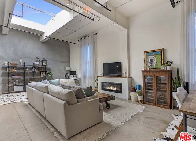 Property at 738 S Los Angeles St #707, Los Angeles, CA 90014, 1 bed, 1 bath